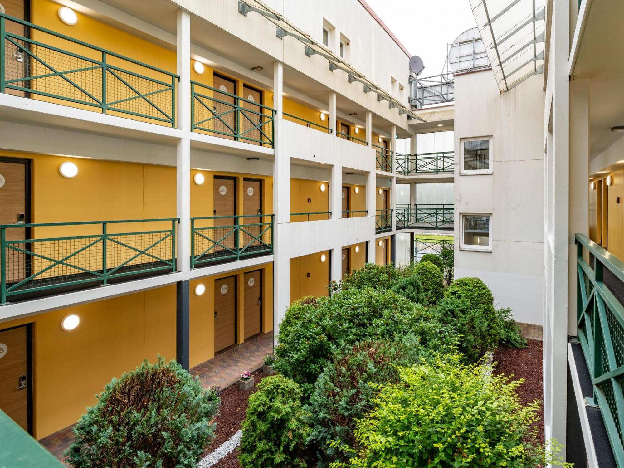 B&B Hotel Hannover-Nord Экстерьер фото