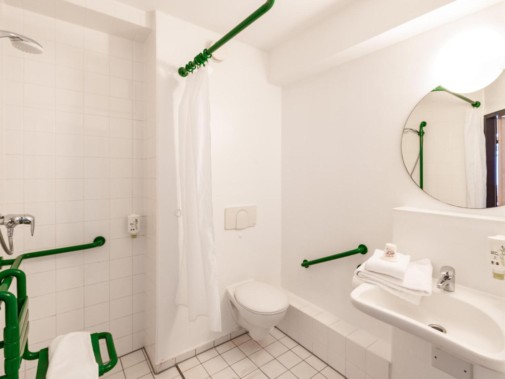 B&B Hotel Hannover-Nord Экстерьер фото